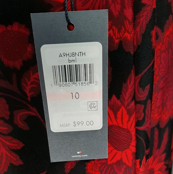NWT! Tommy Hilfiger Floral Dress Black & Red - Picture 7 of 9